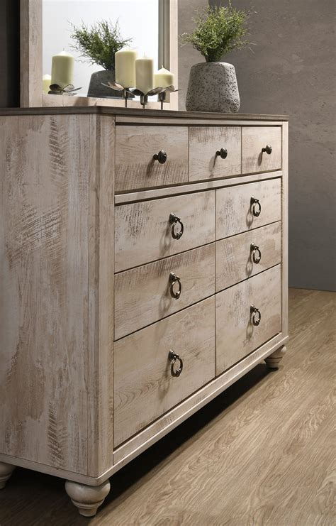 Imerland Contemporary White Wash Finish Patched Wood Top 7 Drawer Dres
