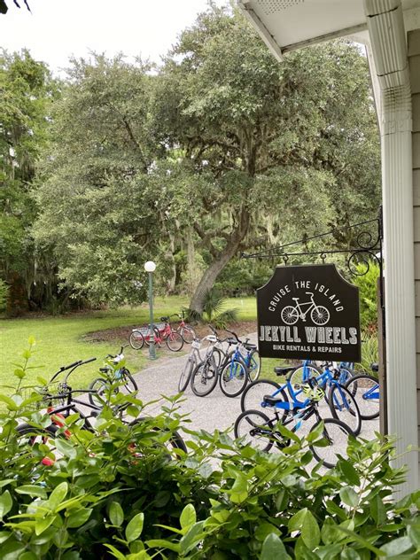 Beachside bike rentals on jekyll island looking for happy people to work our popular bike rental/beach service store. Things to Do in Jekyll Island: Your Complete Guide - Amber ...