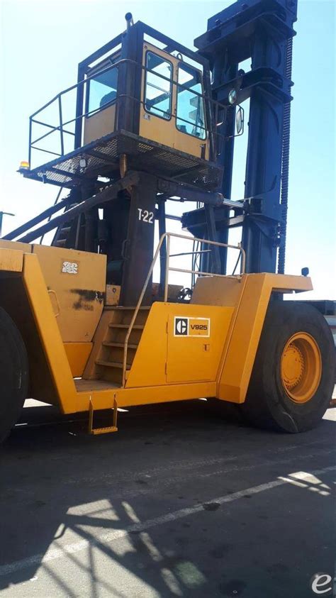 Cat V925 Container Handlers Loadedempty
