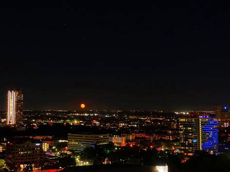 Tonight’s moon over Dallas : r/Dallas