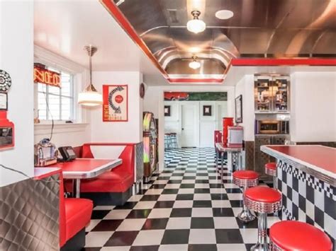 38 Hunting Ridge Lane, Wilton CT - Trulia | Retro diner ...