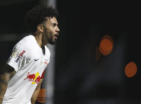 Fortaleza is in good form in serie a and they won two away games. Bragantino vence Atlético-GO e entra de vez na briga pela ...