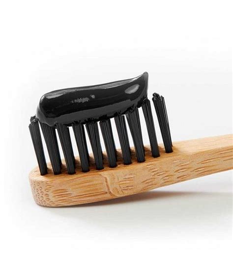 Cependant, ses prétendues vertus pour « détoxifier » le corps, blanchir les dents, ralentir le vieillissement et tempérer l'hyperactivité font. Humble Brush | Dentifrice Naturel au Charbon végétal ...