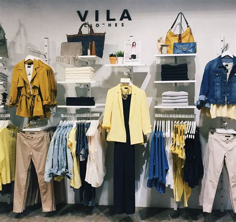 45 Best Ideas Boutique Displays And Visual Merchandising Clothing