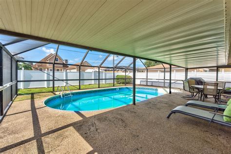 Naples liegt etwa 170 km westlich von miami im südwesten des ferienhaus und ferienwohnung in naples günstig von privat mieten. Florida Naples Vacation Villa rental with private pool and ...