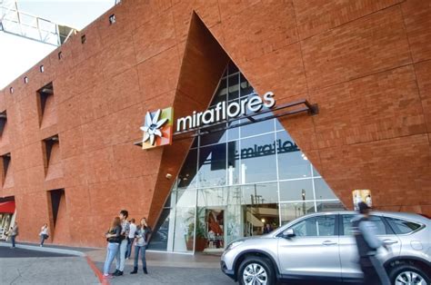 Mall Miraflores Mormile Creative