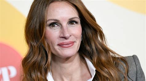 Julia Roberts Reveals Why She Took 20 Year Break From Rom Coms Ahead Of