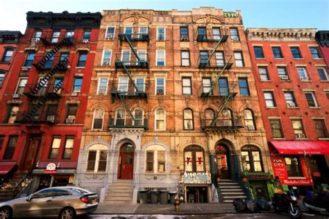 Landmark Institutions That Tell The Story Of 1970s New York