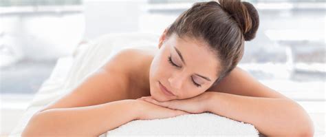 how to pick a good massage therapist by chico locate massage medium