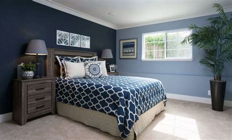 29 Beautiful Blue And White Bedroom Ideas Pictures