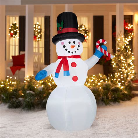 Deago 24pcs christmas ball ornaments small shatterproof xmas tree decoration balls with hanging hooks for holiday wedding party decorations (gold) average rating: Walmart christmas blow up decorations ...