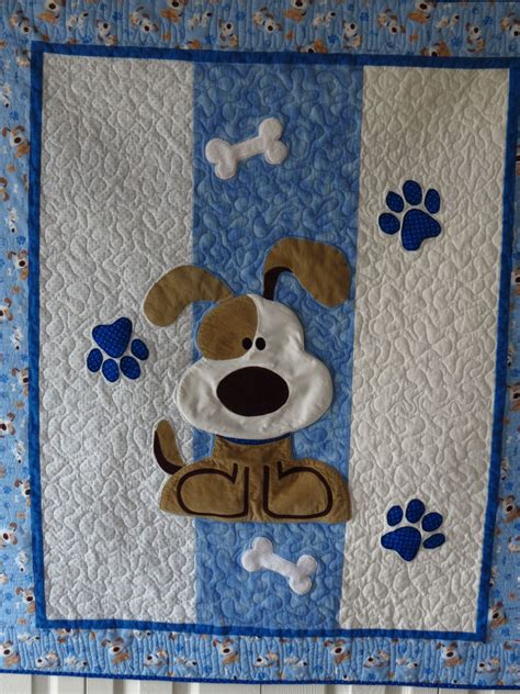 Pin By Kathy Wolf On Sewing Dog Quilt Applique Quilts Boy Quilts