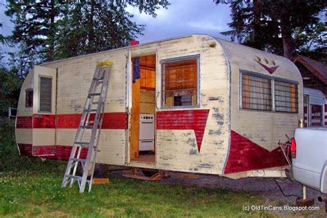 Original Condition A Vintage Pathfinder Park Model Travel Trailer