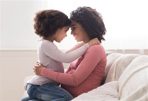 11 Ways To Build A Healthy Mother Daughter Bond From The Start