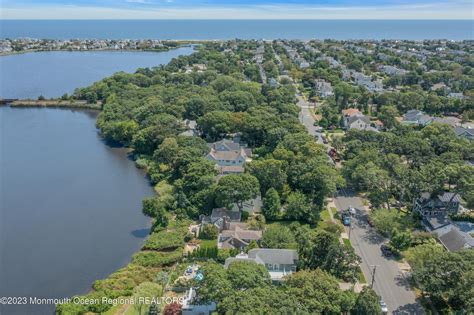 629 Beacon Blvd Sea Girt Nj 08750 Mls 22324311 Redfin