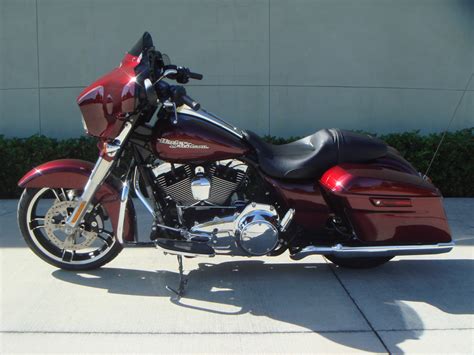 2014 Harley Davidson Street Glide Special Flhxs Mysterious Red Only 500
