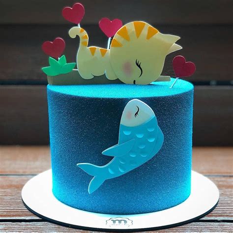 Then flaked it and mixed in all the ingredients with it. CAT or FISH? - Details are so perfect. Love the idea and ...