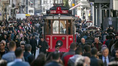 Türkiye de beklenen yaşam süresi 77 7 yıl Son Dakika Haberleri