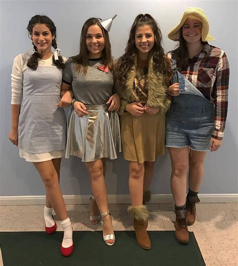 Wizard of oz group costume diy! DIY Wizard of Oz group costume | Halloween costumes ...