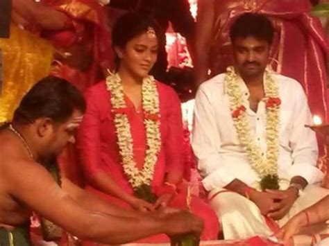 Amala Paul Vijay Wedding Photos Filmibeat