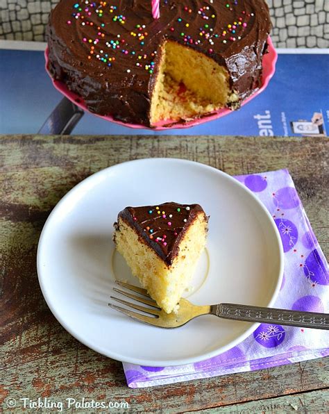Eggless Vanilla Sponge Cake Recipe With Chocolate