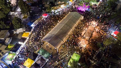 Kuching city | sarawak, malaysia. Thessaloniki Street Food Festival 2019 - Ο προαύλιος χώρος ...