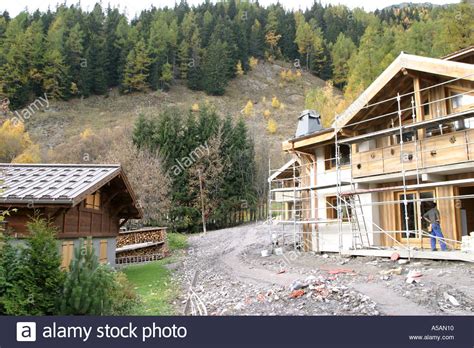 Cabanon de jardin, chalet , petit abri de jardin, chalet bois jardin, construction chalet , chalet en rondin. Construction chalet puy de dome - Châlet, maison et cabane