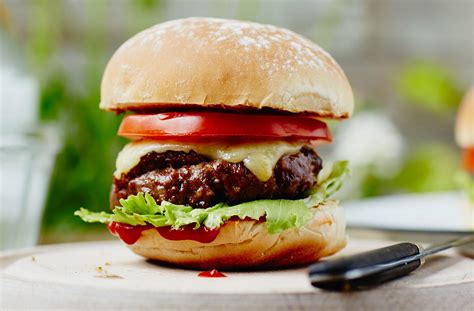 How many ingredients should the recipe require? Homemade Beef Burger Recipe | Burger Recipes | Tesco Real Food