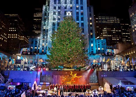 Christmas In New York 2019 Rockefeller Center Christmas Tree