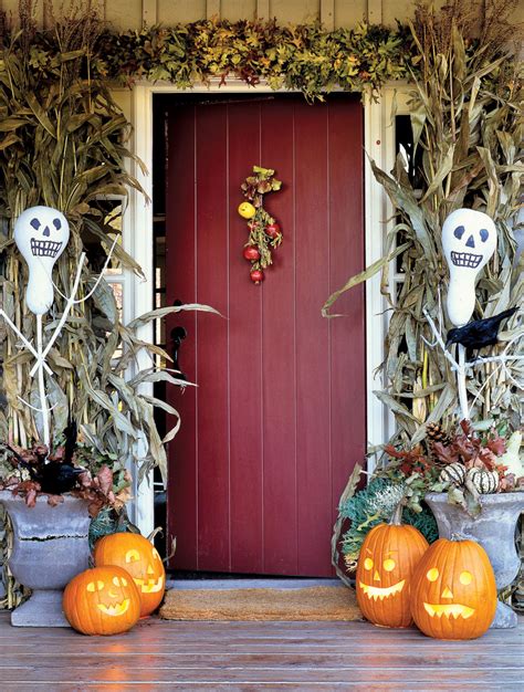 These diy halloween decorations are cute, scary, and easy to make. 11 Awesome Outdoor Halloween Decoration Ideas - Awesome 11