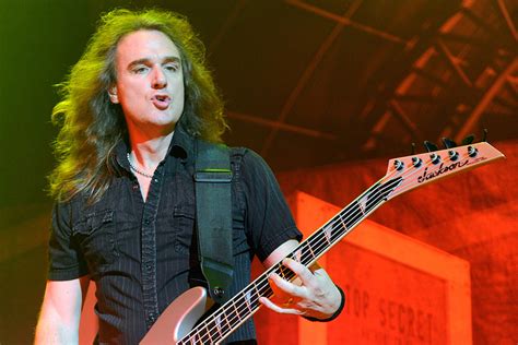 We are informing out fans that david ellefson is no longer playing with megadeth and that we are officially parting was with him, the band's message began. Megadeth Bassist David Ellefson Breaks Foot, Band Cancels Remaining Festival Dates