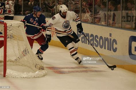 Edmonton Oilers Georges Laraque In Action Vs New York Rangers Ville