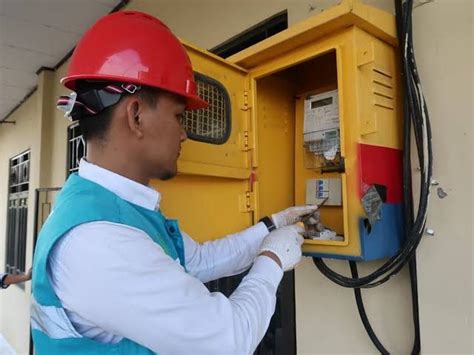 Agen expedisi terpercaya dengan jaringan luas ke seluruh indonesia hingga ke pelosok kecamatan dan desa. Teknisi Listrik Pln Bojonegoro - There is nothing I can't archive.. there's NO END Learning ...