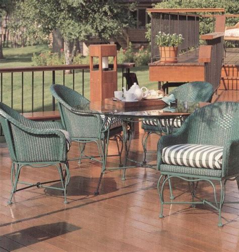 At lloyd flanders, history is always in the making. Lloyd Flanders Wicker Furniture - Vintage Collection