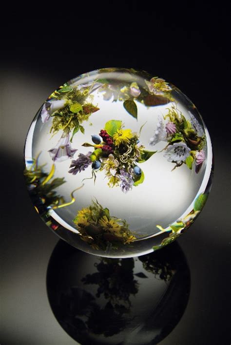 24 Insanely Beautiful Glass Paperweights Pop Culture Gallery Ebaum S World