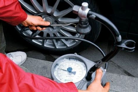 How to put air in tyres at petrol station? Can I use a gas station pump on a bike tire? - Bicycles ...