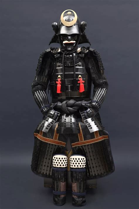 handmade oda clan kachi black japanese samurai armor with helmet life size samurai armor yoroi