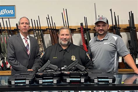 BLAIRSVILLE BOROUGH POLICE RECEIVES NEW HANDGUNS FROM COUNTY DRUG TASK