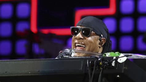 Stevie Wonder Lämnar Motown Efter 60 år