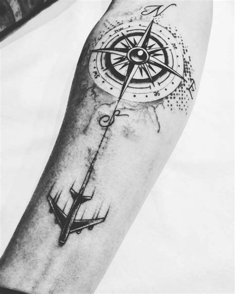 225 Compass Tattoos Let A Compass Tattoo Guide Your Way Prochronism