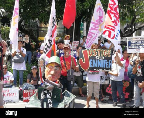 Manila Philippines 11th Oct 2018 Militant And Lgbt Groups March On The Streets Of Manila To