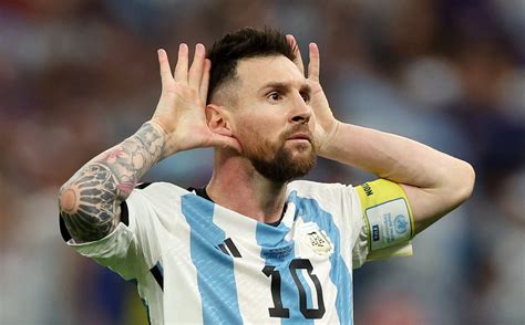 Lionel Messi Y La Dedicatoria De Gol Para Louis Van Gaal El Comercio