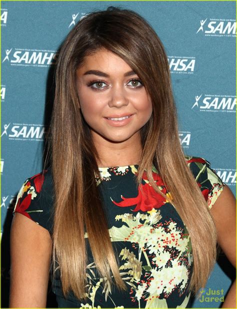 Full Sized Photo Of Sarah Hyland Shows Off New Long Hair At Voice