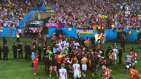 Sechsmal standen sich die teams bei einer wm gegenüber. Siegerehrung vom Weltmeisterschaftsspiel 2014 Deutschland ...