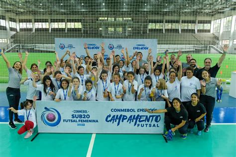 gramado ‘futsal camp con 90 niñas durante la conmebol sub20 futsal femenina conmebol