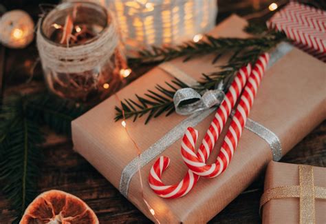 Gift Wrapping Doesn't Need To Be Expensive