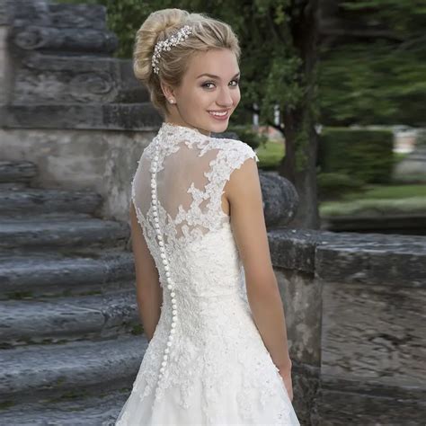 Cap Sleeve Sweetheart Appliques Crystal Floor Length White Long Wedding Dress