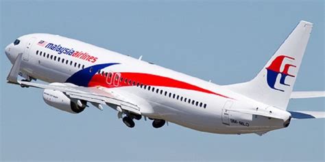 Drop cv , heigt and weight measurement , grooming check( visible scar) group discussion, individual discussion and tell them why you want to. Cabin Crew Recruitment for Malaysia Airlines and Air Asia ...