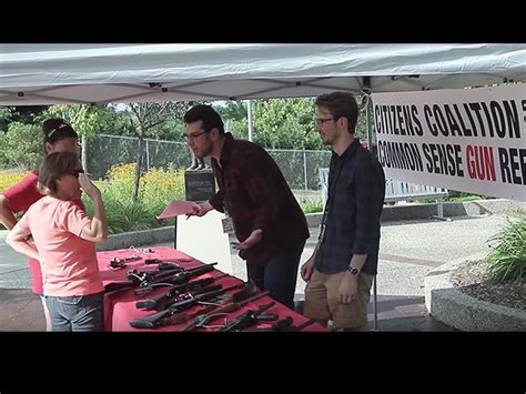 The sad thing is that in the video, comedian and talk radio host steven crowder sets up a tent on a busy street and. WATCH: Hilarious Video Exposes Gun Controllers Supporting ...