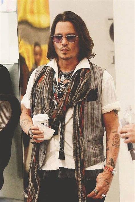 Sooo Handsome Boho Chic For Him In 2019 Johnny Depp Johnny D Style